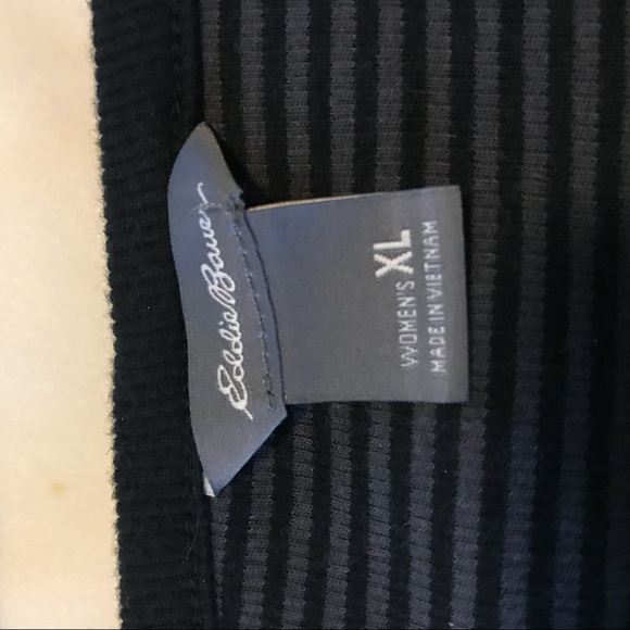 Top - Picture 2 of 4